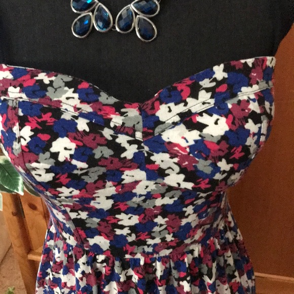 Blue, Red, White & Black Bra Back Sundress - Picture 9 of 9